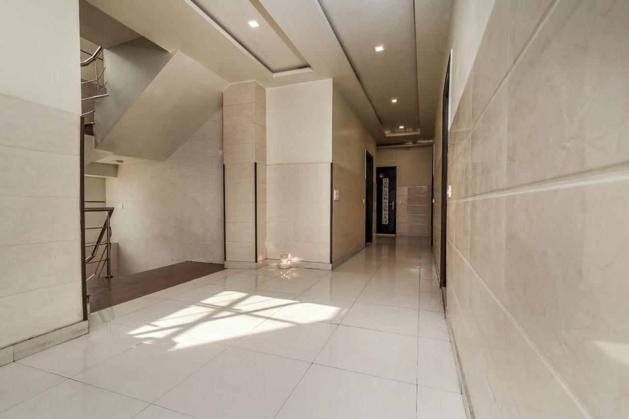 Collection O 76248 Hotel D Crown Nowe Delhi Zewnętrze zdjęcie