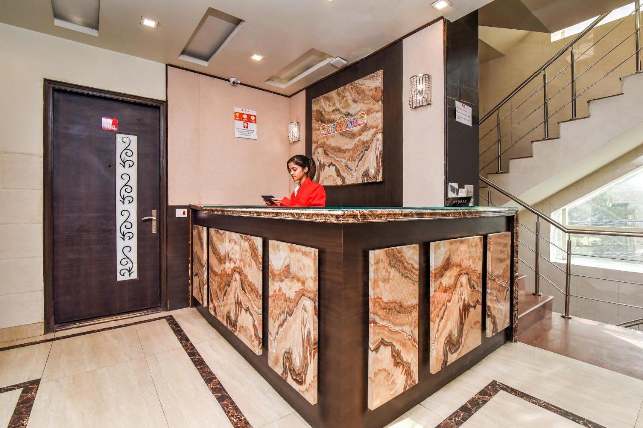 Collection O 76248 Hotel D Crown Nowe Delhi Zewnętrze zdjęcie
